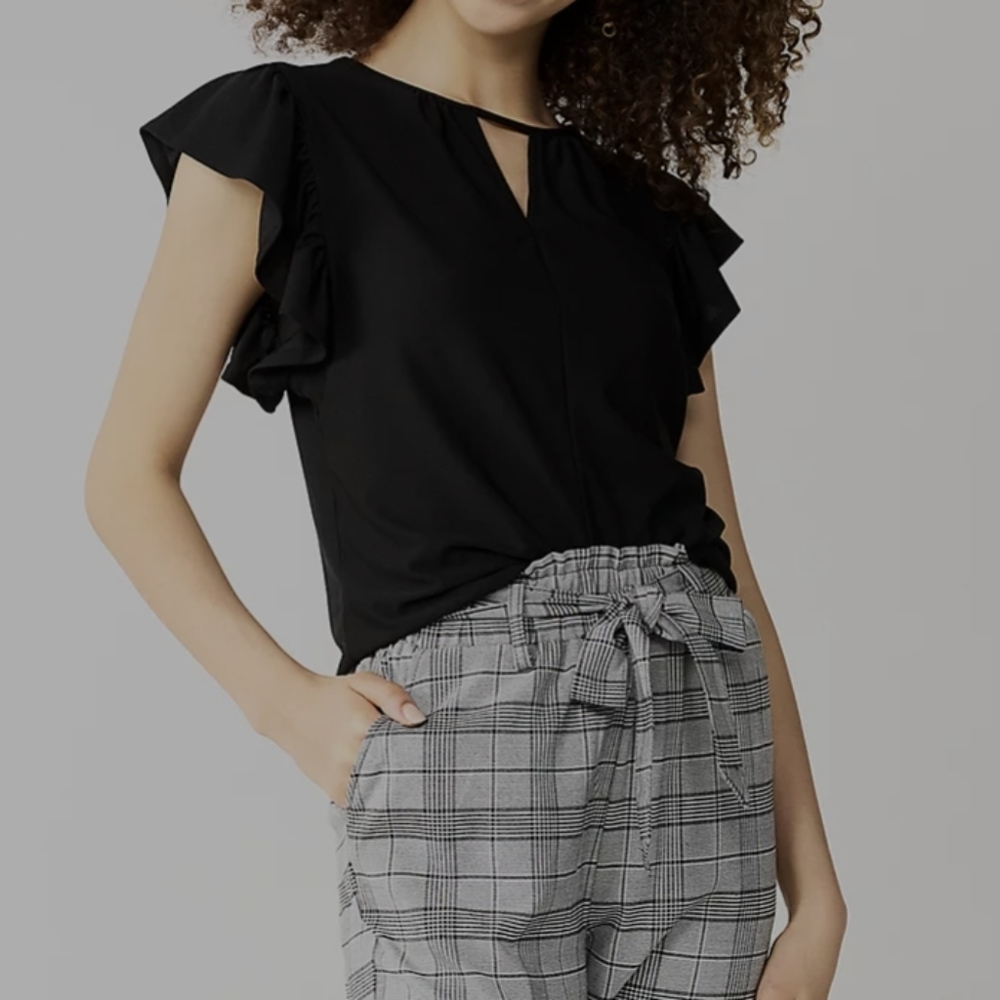 Keyhole Flutter Sleeve Top by SO